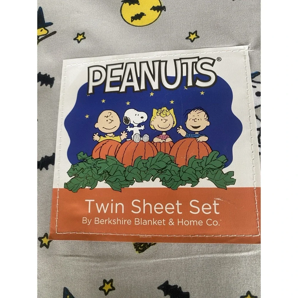 New Berkshire Peanuts Snoopy Halloween TWIN Sheet Set Gray Bats Stars Moons